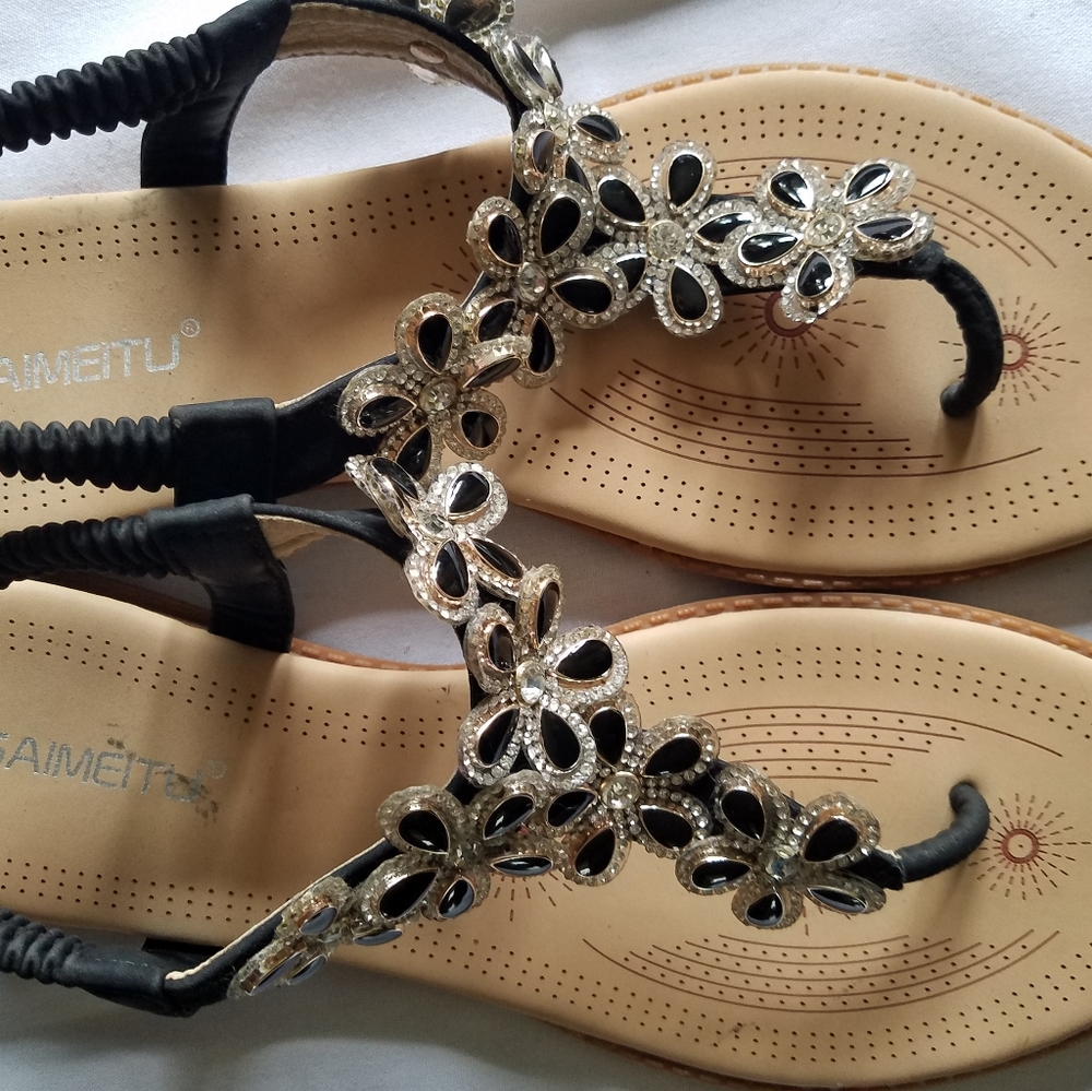 Thong style sandals